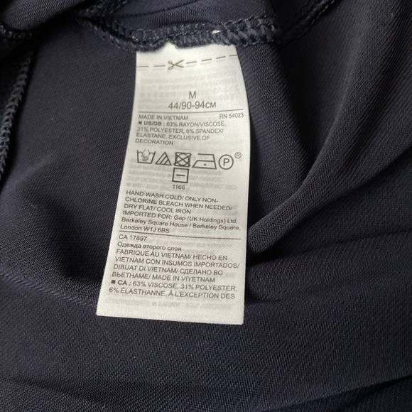 NWT Banana Republic Navy Babydoll Peplum Tank Top (size M) - Picture 3 of 7